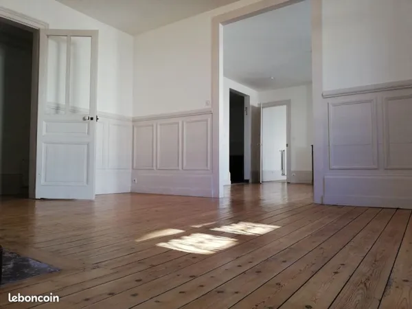 LIMOGES Centre appartement de caractère 104m² avec parking sécurisé