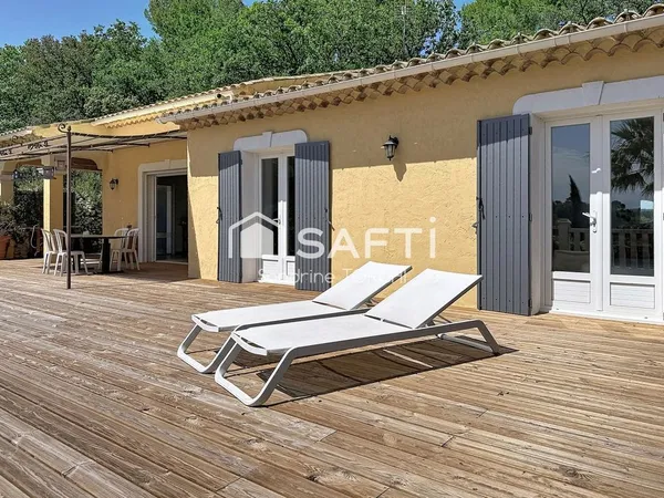 Maison 164 m² sur 2000 m² avec piscine à St Antonin du Var (83510).