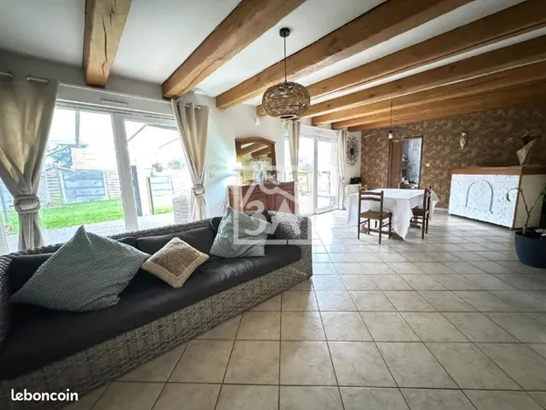 Pavillon 9 pièces 112 m²