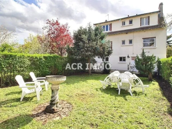 Maison 7 pièces 170 m²
