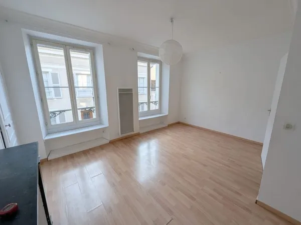 Studio 24 m2 env., centre ville !