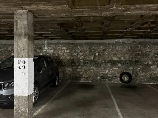 Loue parking 10m²