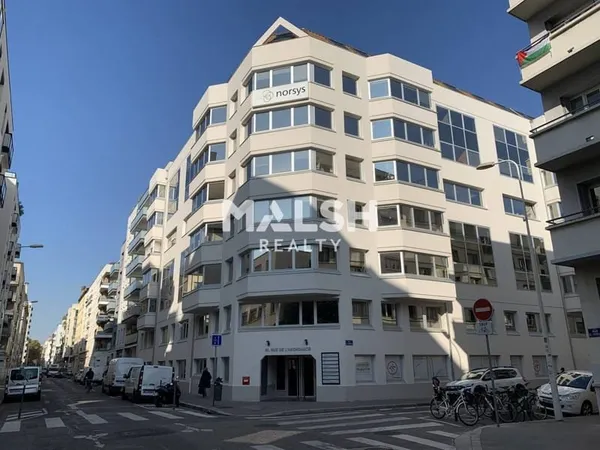 Bureaux 200 m²