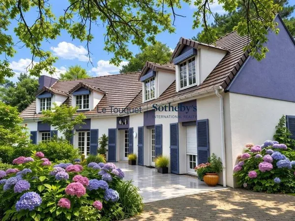 Villa 8 pièces 185 m²