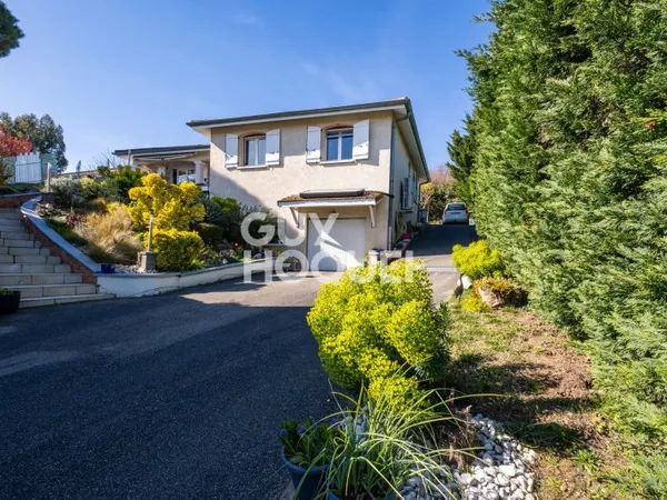 MAISON À VENDRE DE 5 PIÈCES DE 123,00 M²