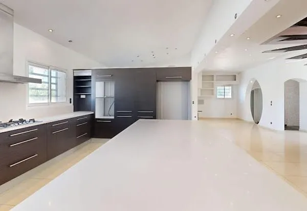 Villa 5 pièces 200 m²