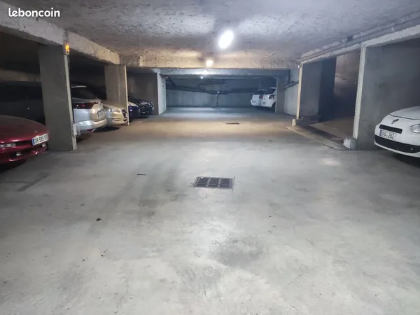 Place de parking couvert a louer quartir Edouard Vaillant