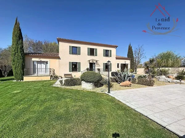 MAGNIFIQUE PROPRIÉTÉ PROCHE L'ISLE SUR LA SORGUE