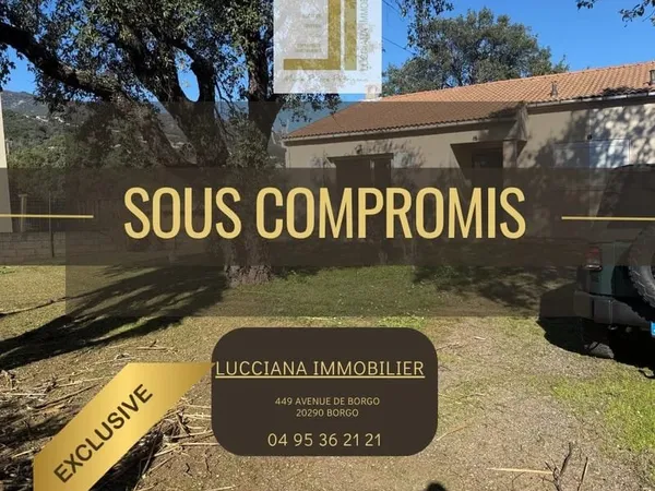 Maison de ville sur parcelle de 1000 m² au centre de BORGO