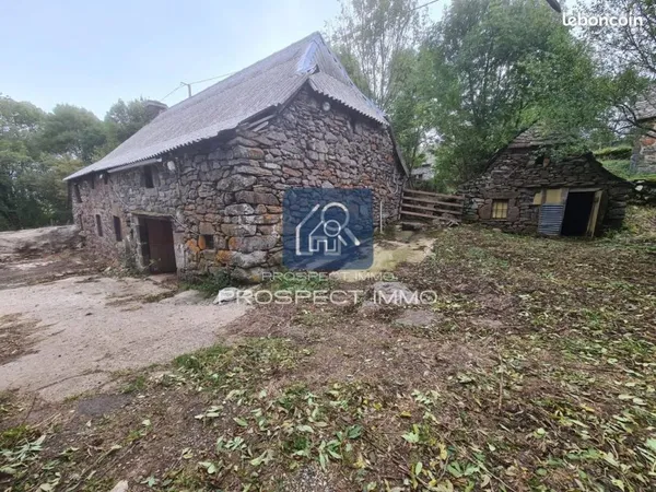 Propriété 3 pièces 160 m²