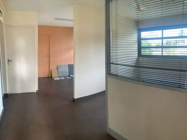 T511 - A LOUER - BUREAUX - ST PAUL CENTRE VILLE