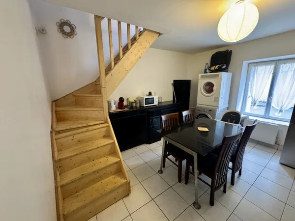 À vendre T2 de 49 m2 Loué 600 € HC Idéal investisseur ou futur occupant