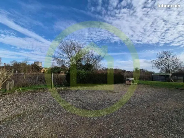 Terrain 371 m² HOUDAN