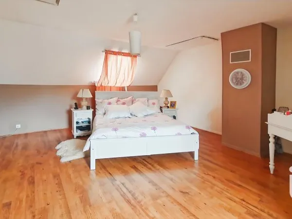 Maison 6 pièces 141 m²