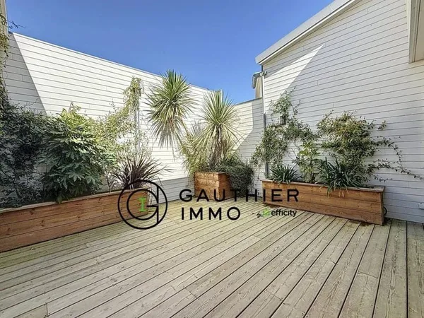 Appartement 5 pièces 180 m²