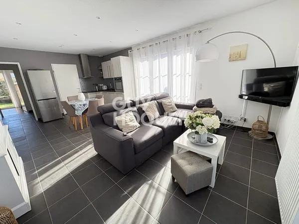 Bel appartement 2 chambres avec jardin à Mimizan-plage