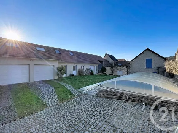 Maison 5 pièces 142 m²