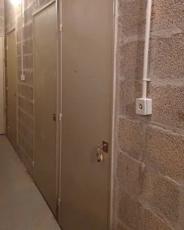 Loue cave saine 3,5 m² (Lyon 6 - Place de l'Europe) - Résidence sécurisée 6