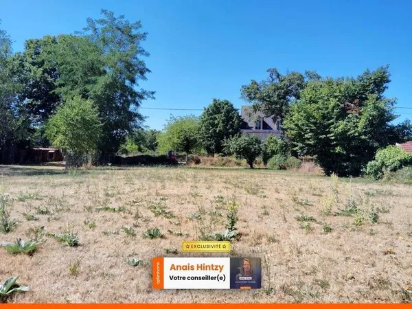 Terrain 605 m²