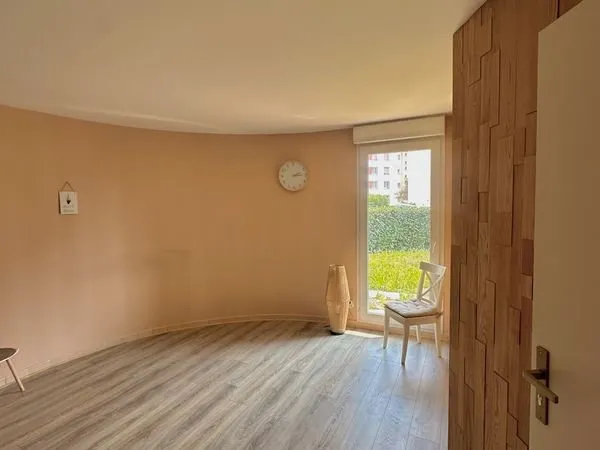 Spacieux T4 avec deux jardins clos et privatifs - Dijon Bourroches / Jaurès