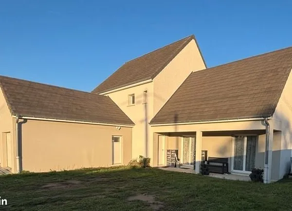 Pavillon 6 pièces 180 m²