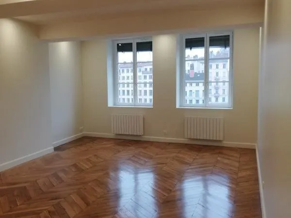 T2 76m² - 42 qui st vincent - proximité Eglise Evangélique