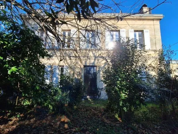 Maison 315 m² Saint-Loubès