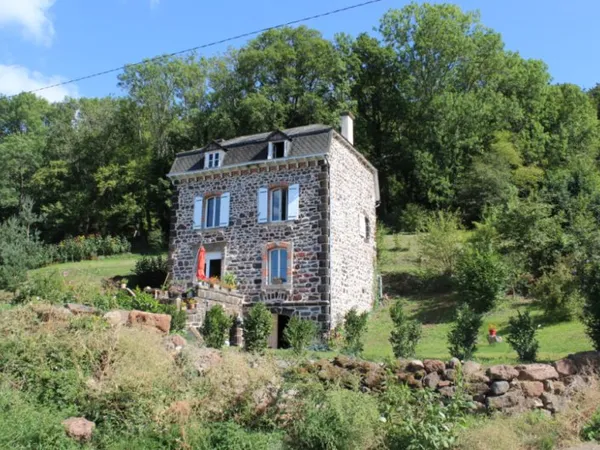 Maison 3 pièces 130 m²