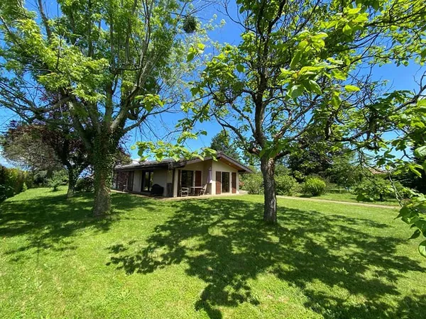 ANTHY - Villa plain-pied sur terrain 3175m²