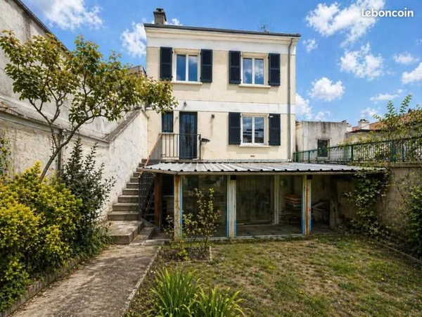 Maison 4 pièces 189 m²