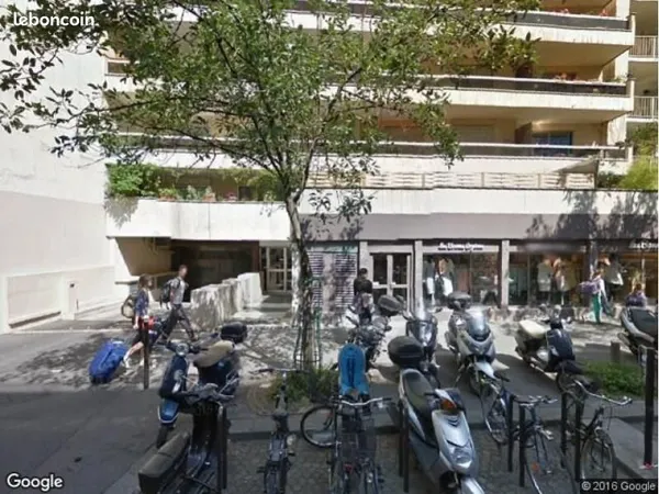 Emplacement de parking sécurisé au 1er sous sol