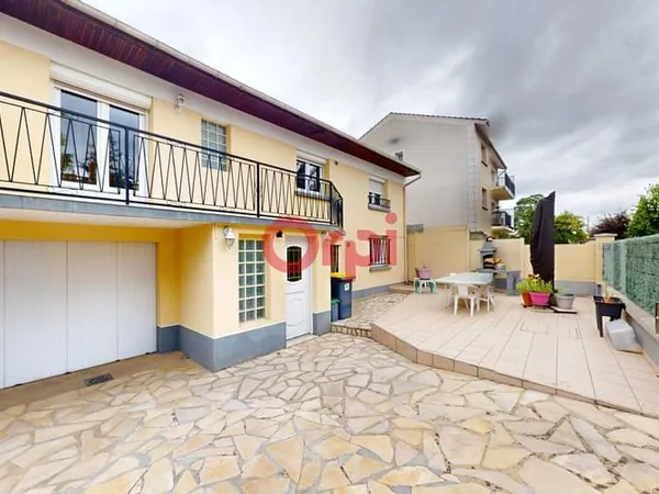Maison 5 pièces 143 m²