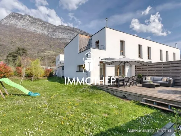 MAISON 4 PIECES + C 97 m²