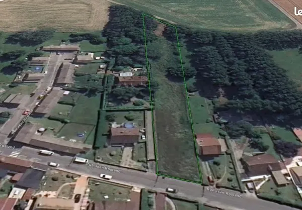 Terrain constructible de 2588m2