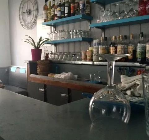 Emplacement n°1 Bar restaurant