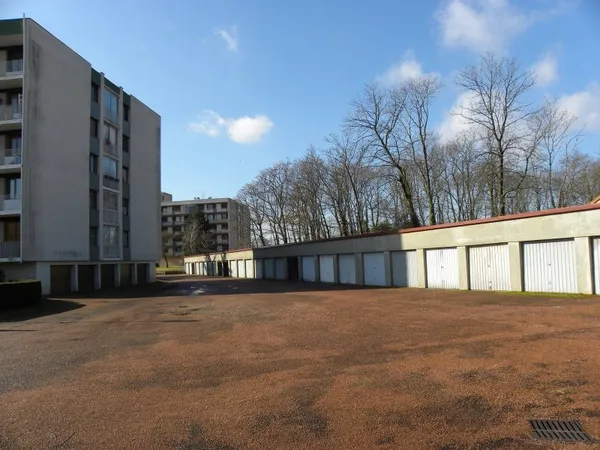 Garage résidence du Lac