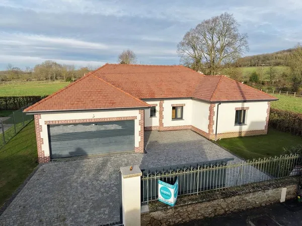 Maison de plain-pied 5 pièces 180 m²