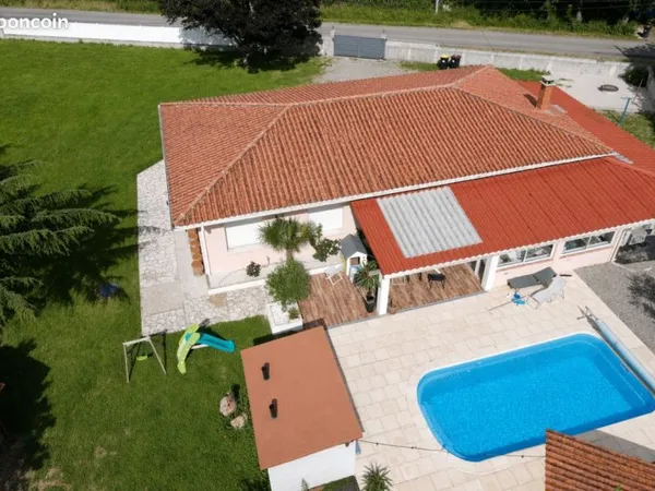 Maison 120m² avec piscine et jardin 2100m²