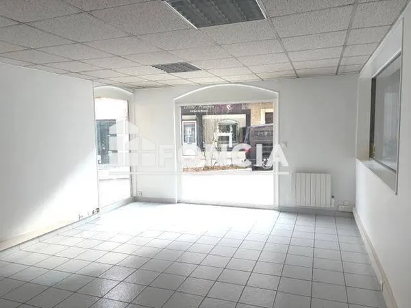 Local commercial 27 m²