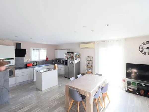 Maison de plain-pied 4 pièces 89 m²