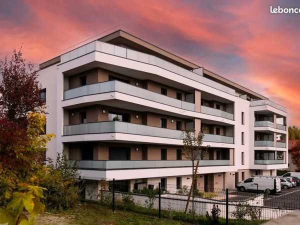 A VENDRE - Place de parking dans résidence neuve