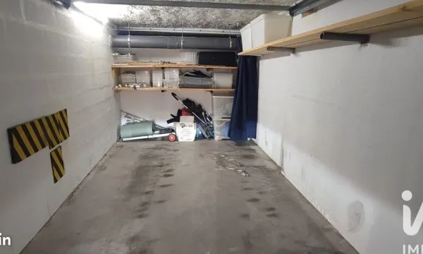 Parking/box Roubaix
