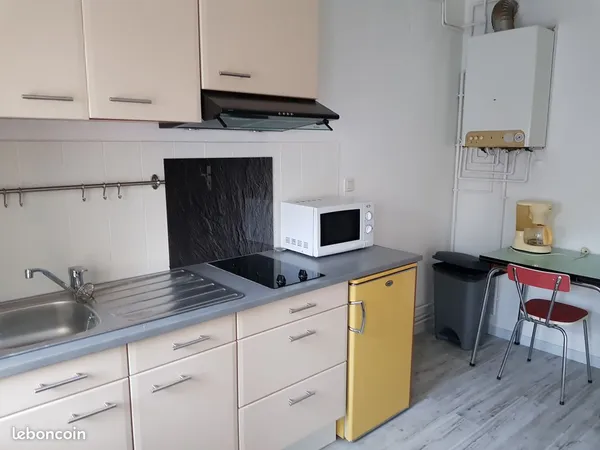 Location appartement T2 meublé centre ville Lons le Saunier