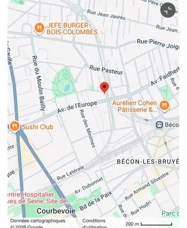 Double parking à louer