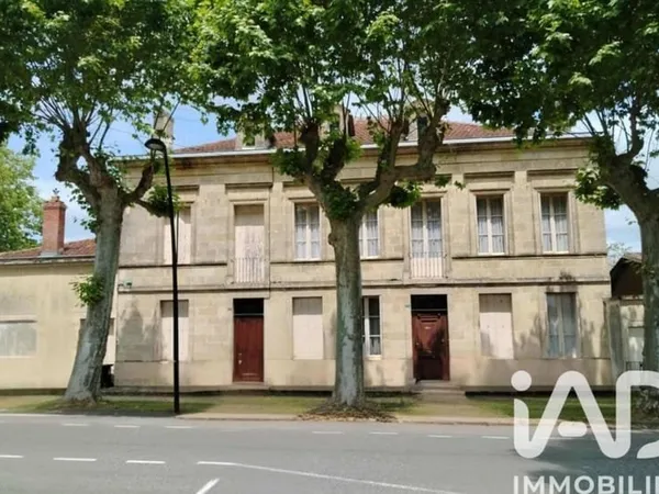 Maison 5 pièces 400 m²