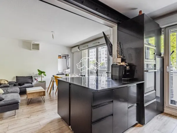 Lyon 7 - Debourg | Superbe T5 de 100 m² avec garage - Idéa