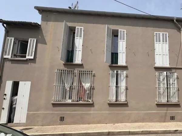 Immeuble de rapport 314 m²