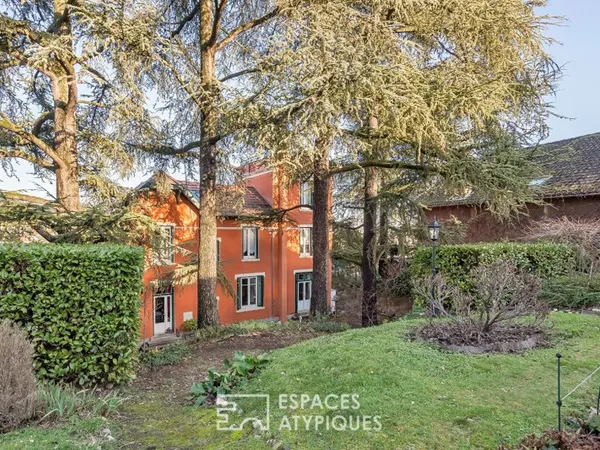 Maison 1920 avec dépendances et jardin