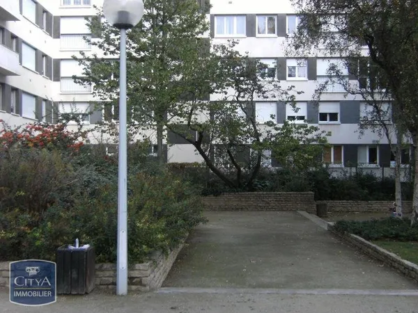 Stationnement Location Le Mans   67€