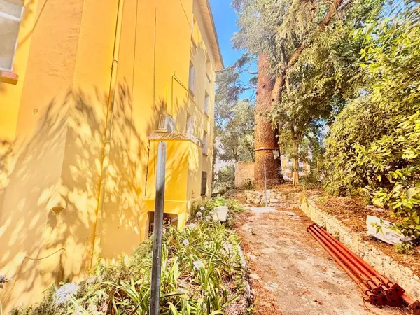 CANNES CENTRE T4 SUD 124M2 BOURGEOIS REZ DE JARDIN TERRASSE